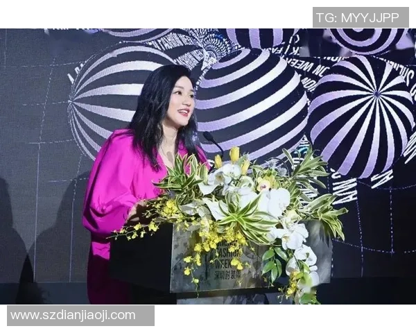 足球明星携手时尚界打造独特服装品牌引领潮流新风尚